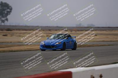 media/Nov-29-2024-Speed SF (Fri) [[b2a07ff20a]]/Red and Gold/Front Straight/